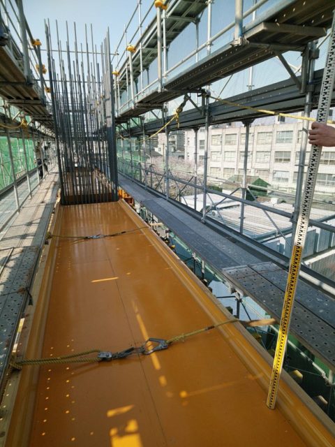 鉄道高架橋工事